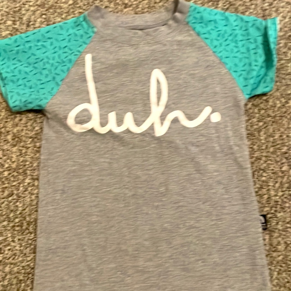 Rags to Raches Size 2 Duh Tshirt